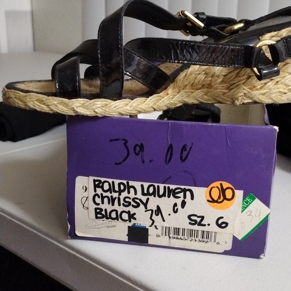 Woman black sandals by Ralph Lauren blk size6